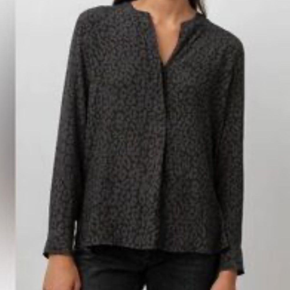 Rails Grey Cheetah Popover Top Size Large